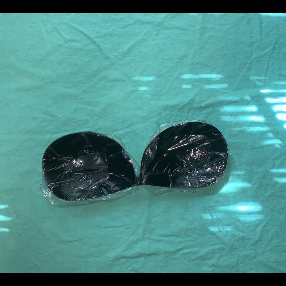 Maidenform Invisible Adhesive Backless Strapless - Picture 3 of 4